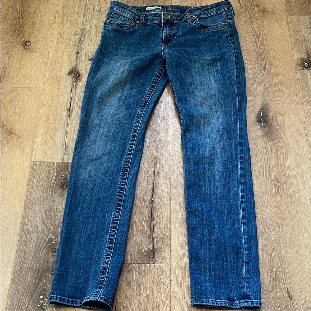 Women’s Kut from the Kloth Size 6 Stevie Straight Leg Blue Denim Jeans